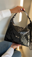 Cargar imagen en el visor de la galería, Hera Quilted Bag