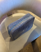 Cargar imagen en el visor de la galería, Travel Pouch