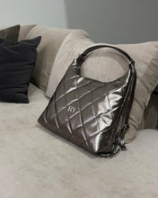 Cargar imagen en el visor de la galería, Hera Quilted Bag