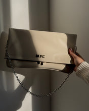 Cargar imagen en el visor de la galería, Ganesh Bag XL Late