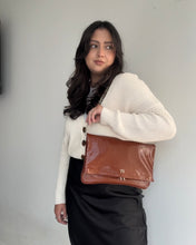 Cargar imagen en el visor de la galería, Ganesh Bag XL Marrón
