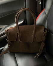 Cargar imagen en el visor de la galería, Nusa Bag - Dark Chocolate
