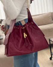 Cargar y reproducir el video en el visor de la galería, Ceres Bag - Deep Red
