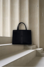 Cargar imagen en el visor de la galería, DAILY TOTE
