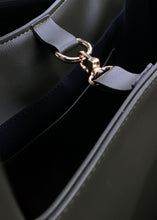 Cargar imagen en el visor de la galería, DAILY TOTE
