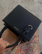 Cargar imagen en el visor de la galería, Midi Tote - Negro
